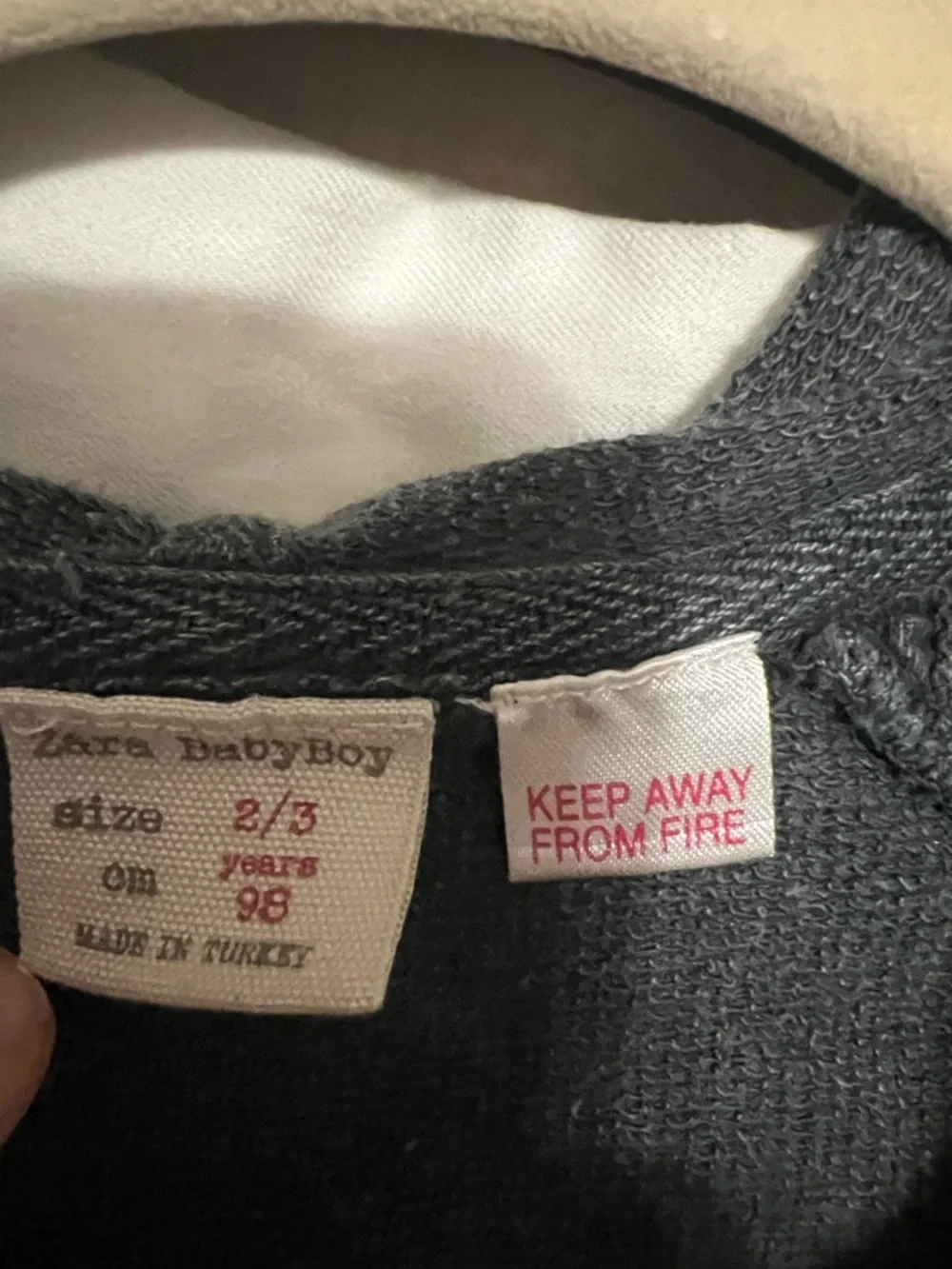 Zara Gray kid’s Hoodie - 2/3 Years